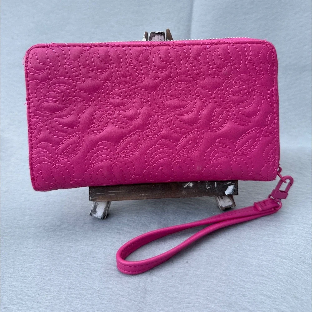 Betsey Johnson betsey johnson